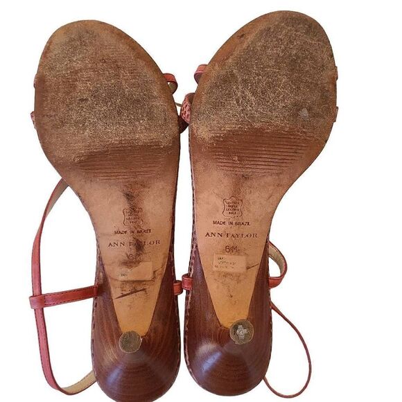 Ann Taylor Strappy Leather Small Heel Sandal Shoe Size 6M - Picture 3 of 10